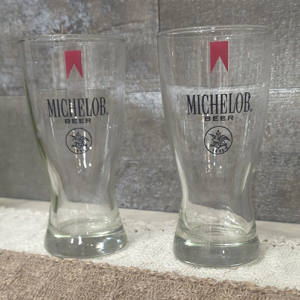 Michelob Beer Glass Set with Red Accent